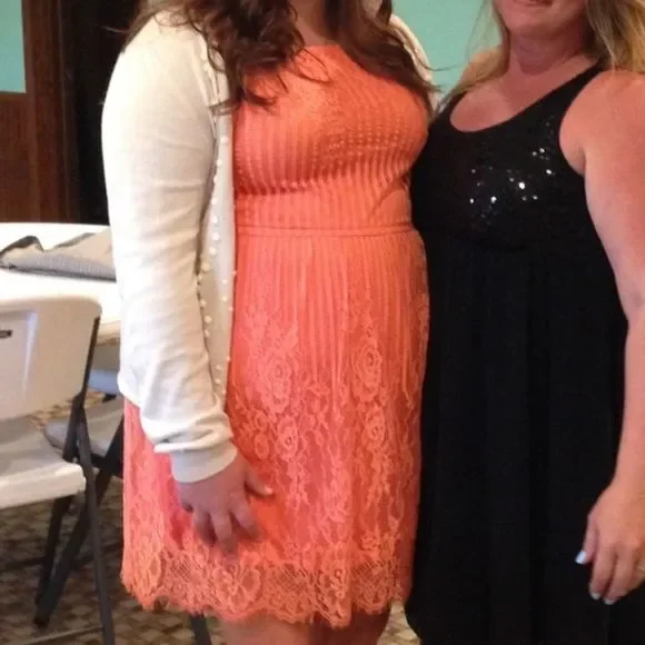 Buckle Peach Lace Dress Large - Picture 9 of 9